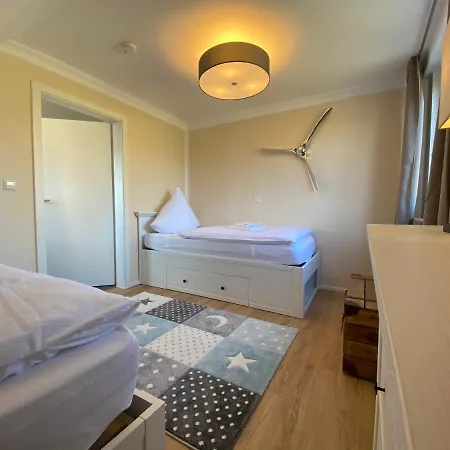 Ferien-apartment Eisvogel - Mit Priv Strandzugang