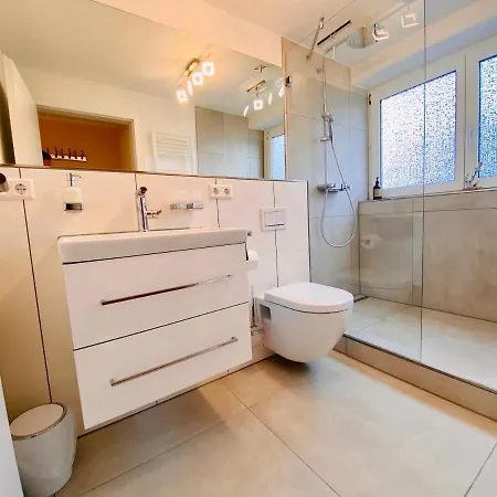 Ferien-apartment Eisvogel - Mit Priv Strandzugang *