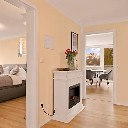 Apartment Ferien-apartment Eisvogel - Mit Priv Strandzugang Friedrichshafen