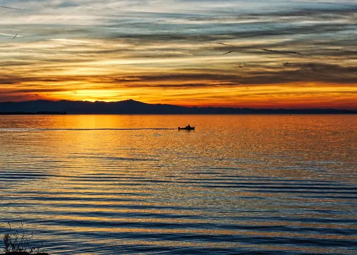 Ferien-apartment Eisvogel - Mit Priv Strandzugang